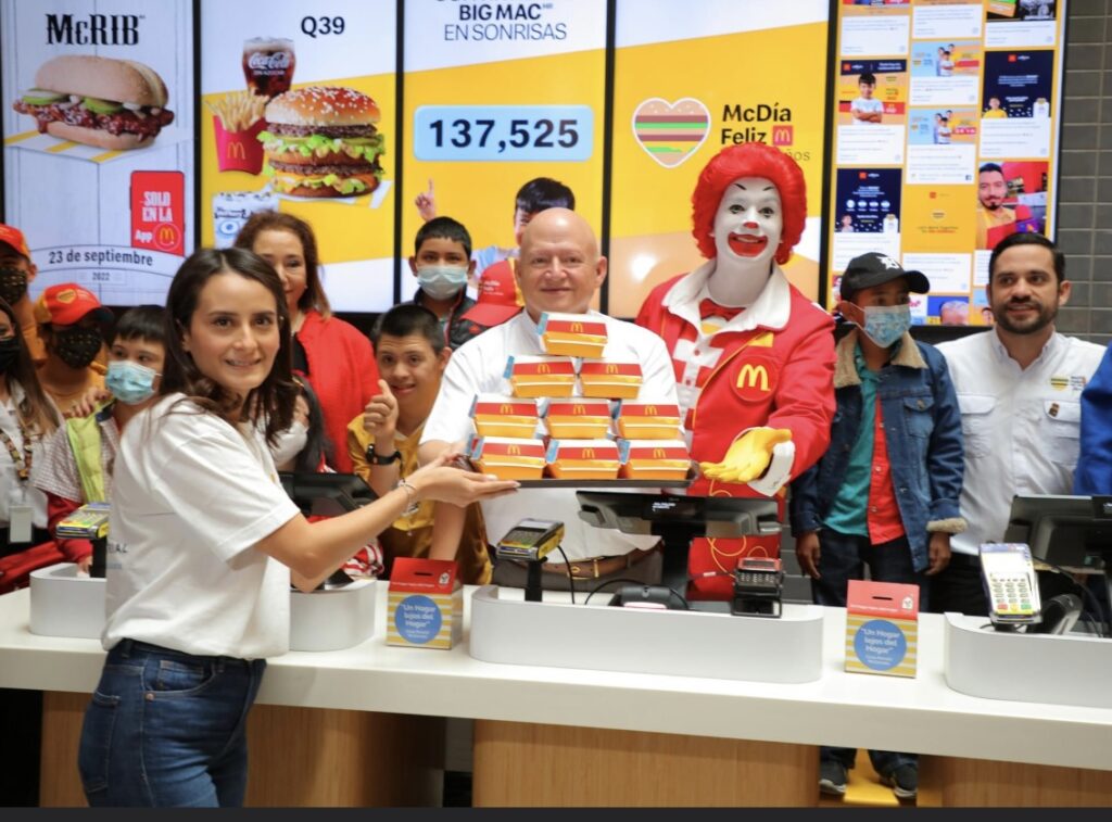 McDíaFeliz2022